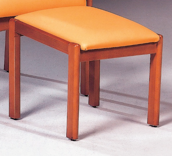 Reposapiés fijo tapizado spradling